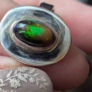 Sz 10 Elegant Silver Ring with Green and Black Opal Size 10